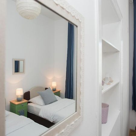 Town Place Apartment Сплит Екстериор снимка