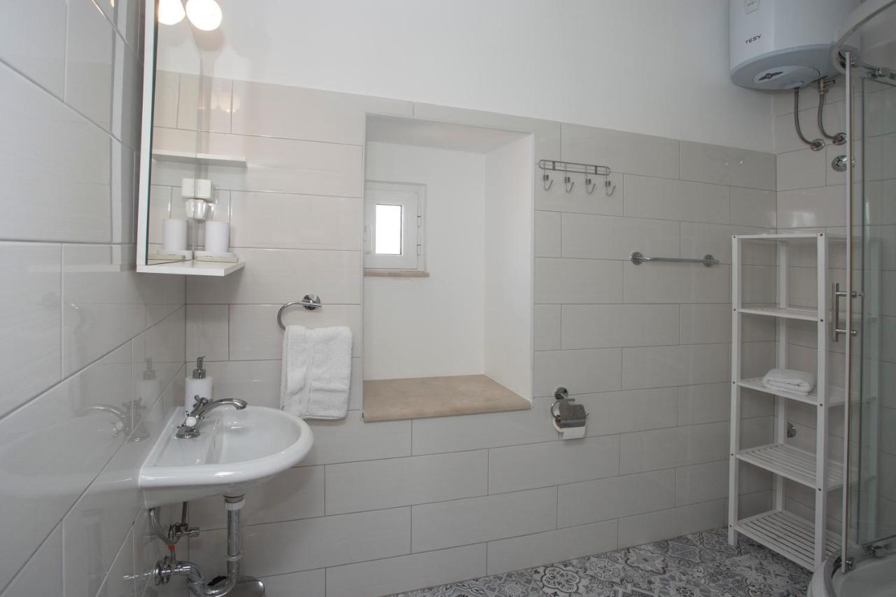 Town Place Apartment Сплит Екстериор снимка