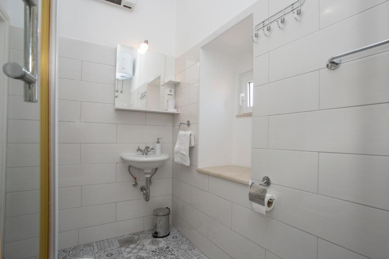 Town Place Apartment Сплит Екстериор снимка