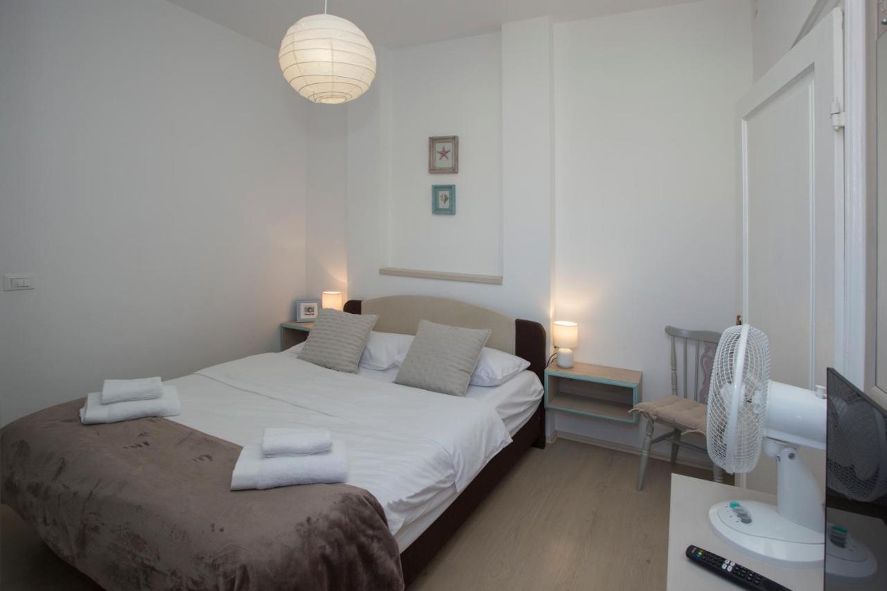 Town Place Apartment Сплит Екстериор снимка